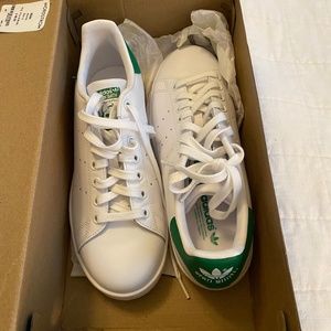 Women's Retro Stan Smith Adidas Tennis Shoes